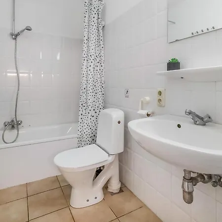 Appartement Amazing In Bredene